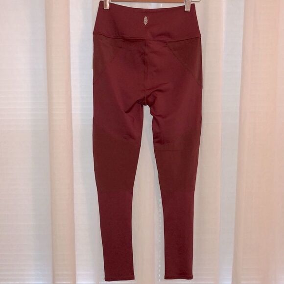 ๐๐๐๐โ๐๐๐๐๐๐ SMLย Movement Born to Run Legging inโTomato - Picture 5 of 16